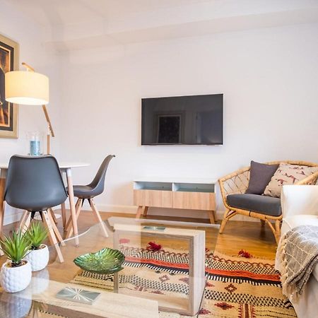 Castello V Apartment Мадрид Екстериор снимка
